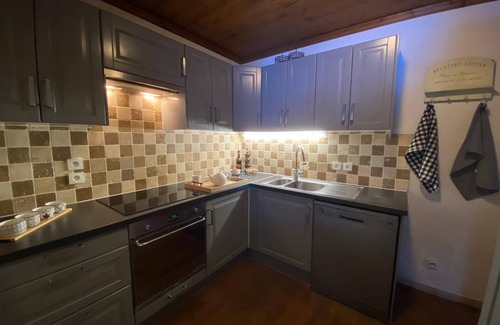 Les Brevieres Ski Chalet | NEW Off-Piste Chalet - Sauna and Jacuzzi