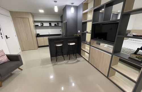 Foz do Iguacu City Centre Apartment | New Studio Apt in the center of FOZ with garage