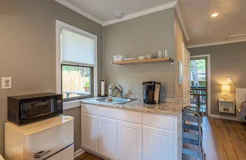 Kill Devil Hills Cottage | New Studio Charming cottage close to the beach & woods in Kill Devil Hills, NC.