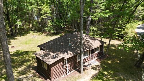 Oscoda House | New! The Hideout - Cute And Quiet Rustic Cabin!