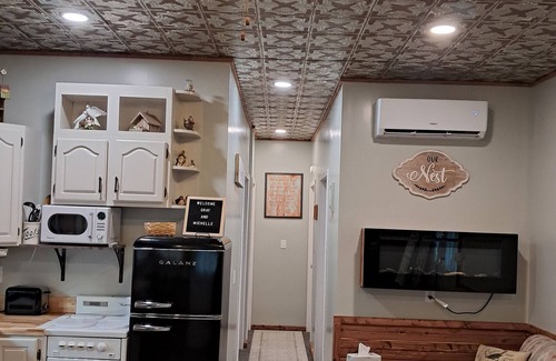 Kirksville Cabin | New tiny home in an incredible private setting among all nature has to offer.