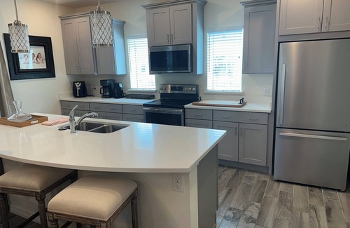 Ono Island Villa | NEW Welcome to La Dolce Vita, a spacious 3 story beauty located in Perdido Key