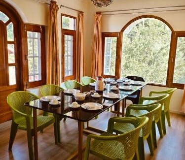 Nishat-Shalimar House | New Zamrood Holiday Home