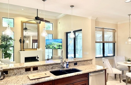 Bonita Springs House | Newly owned and updated Villa with private htd pool/hot tub, next to the river