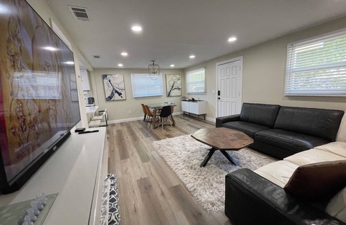 Sun Bay South House | Newly Remodeled Luxe Retreat