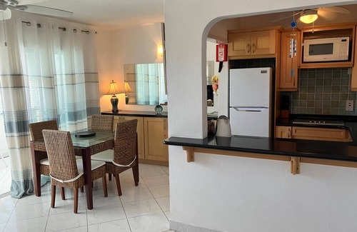 Sunset Crest Condo | Newly renovated 1 Bedroom/1 Bathroom Apartment