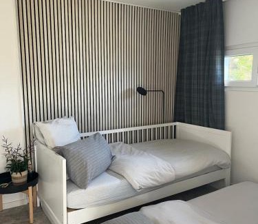 Cully Apartment | Newly Renovated 1-bedroom with panoramic view