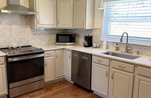 Aiken House | Newly renovated home in historic Aiken, SC! 35 minutes from Augusta National