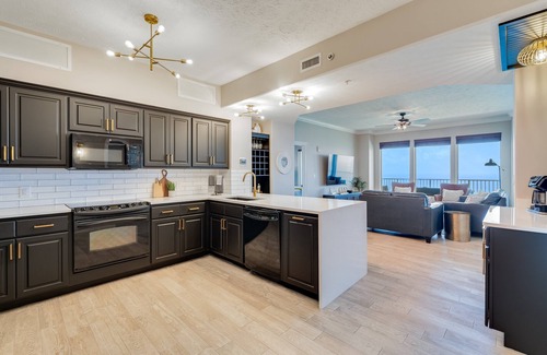 Bel Air Condo | Newly Renovated Luxury OCEAN FRONT Condo! Top Floor Condo with PENTHOUSE OCEAN VIEWS!