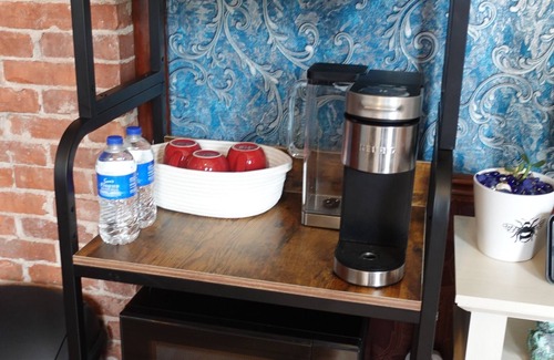 Hancock House | Newly Restored Guest Suite inside Historic Mansion with Scenic Hilltop Views