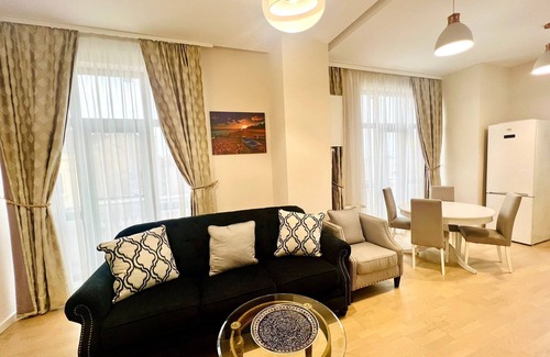 Old Town Apartment | Next Apartments Piata Ovidiu Constanta 3