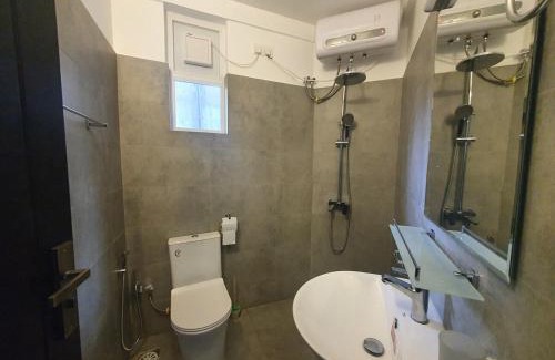 Nuwara Eliya Apartment | Nice 3-bedroom serviced apt in Nuwara Eliya town