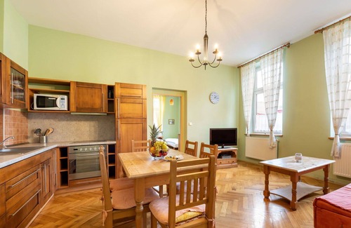 Desna Apartment | Nice apartment for 4 people with hot tub, WIFI, TV and pets allowed