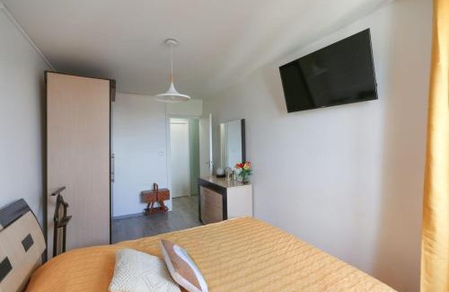 Le Pre-Saint-Gervais Apartment | Nice apartment with balcony in Pré-Saint-Gervais