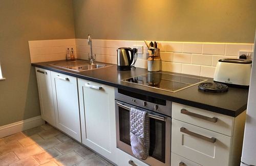 Carlton-in-Cleveland Apartment | Nice apartment for 4 people with WIFI, TV and terrace