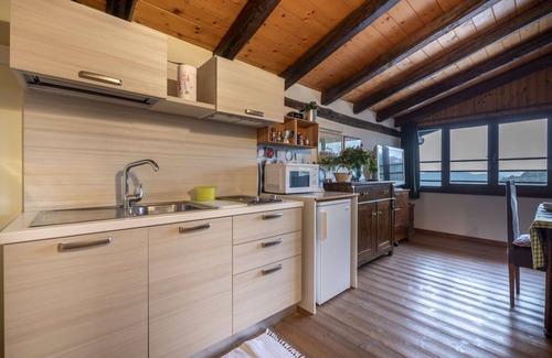 Vito d'Asio Apartment | Nice apartment for 2 people with pool, A/C, WIFI, TV, patio and pets allowed