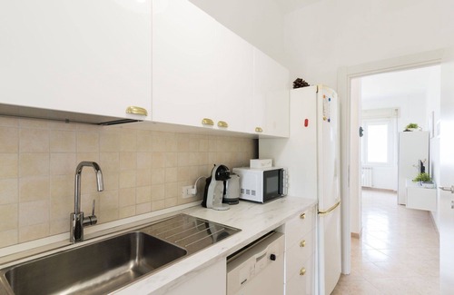 Torvaianica Apartment | Nice apartment for 3 people with A/C, TV and terrace