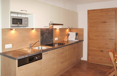 Fendels Apartment | Nice apartment for 4 guests with WIFI, TV and balcony