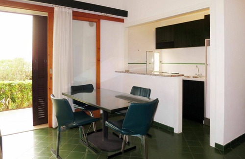 Sperlonga Apartment | Nice apartment for 4 people with WIFI, A/C, pool, TV, terrace and pets allowed