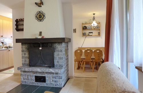 Buerchen Apartment | Nice apartment for 4 people with WIFI, TV, balcony, pets allowed and panoramic view