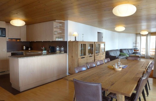 Murren Apartment | Nice apartment for 5 guests with WIFI, TV and balcony