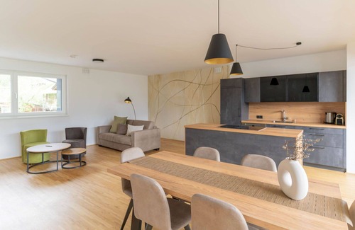 Fronhausen Apartment | Nice apartment for 6 guests with WIFI, TV, patio and parking
