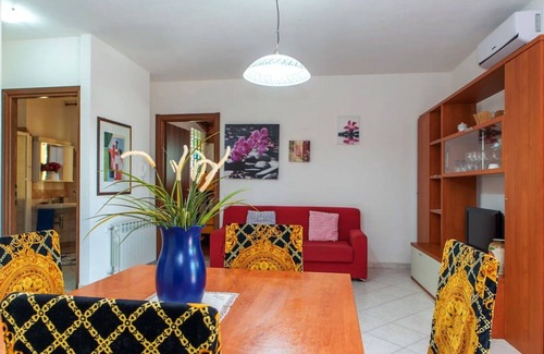 Telti Apartment | Nice apartment for 6 guests with pool, WIFI, TV, patio, pets allowed and parking