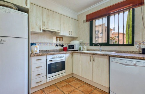Aduanas Apartment | Nice apartment for 6 people with A/C, pool, TV and balcony
