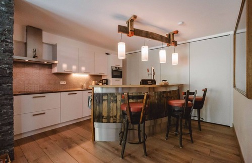 Saalbach-Hinterglemm Apartment | Nice apartment for 8 people with WIFI, TV, terrace, panoramic view and parking