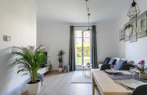 Chessy Apartment | Nice Apartment Garden - 5 min DISNEYLAND Paris - Val d'Europe Center