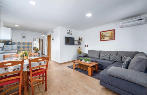 Porec Apartment | Nice apartment in Baderna