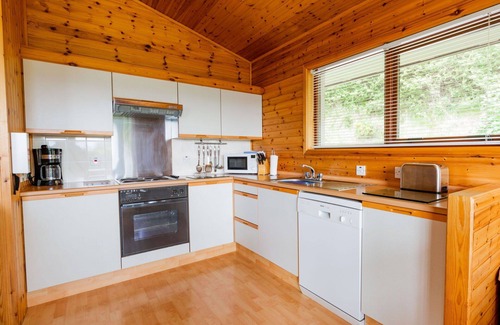 Drumnadrochit House | Nice apartment in villa for 6 people with WIFI, TV, patio and panoramic view