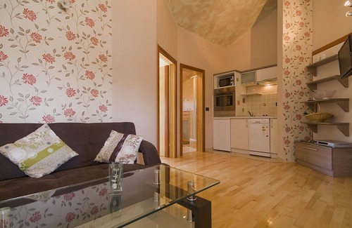 Municipality of Posedarje Apartment | Nice apartment with sea view, garden and terrace, free Wi-Fi