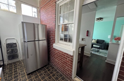 Anacostia Apartment | NICE Cozy APT 4-Bedroom 5-Beds Easy Parking