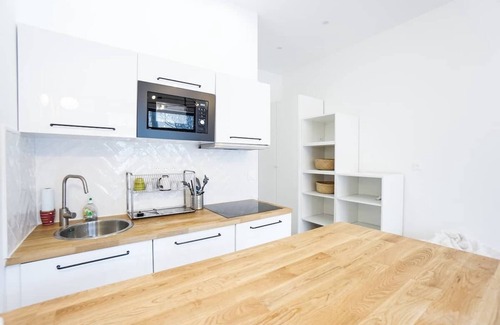 Quartier de Becon Apartment | Nice flat at Courbevoie Proche La Défense !