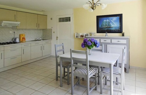 Hillion House | Nice holiday home near the beach, Hillion