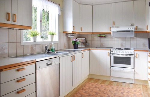 Bruzaholm House | Nice home in Bruzaholm with kitchen