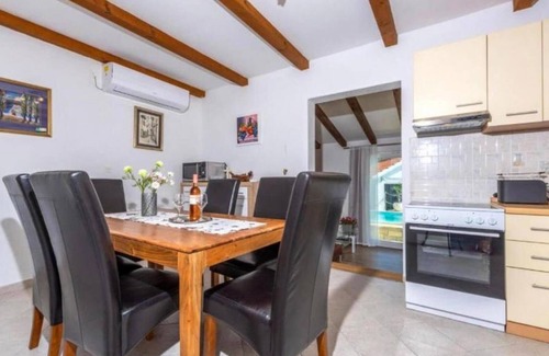 Dracevica House | Nice home in Dracevica with WiFi