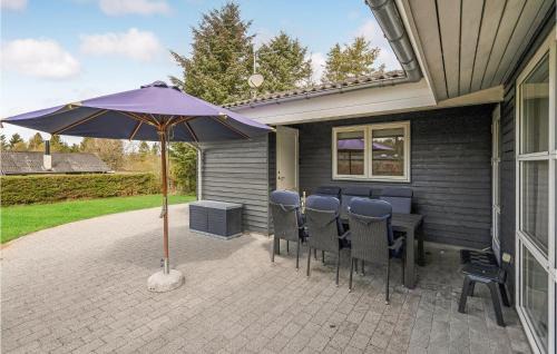 Farvang House | Nice Home In Fårvang With Sauna