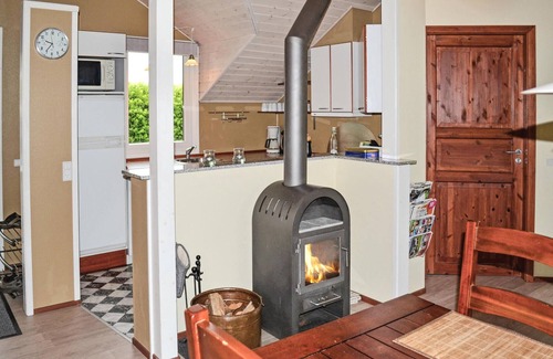 Bork Havn House | Nice home in Hemmet with WiFi