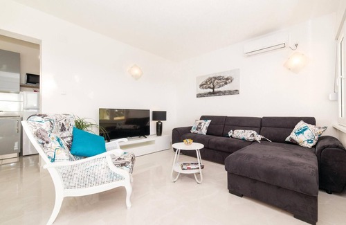 Kastel Stari House | Nice home in Kastel Stari with WiFi