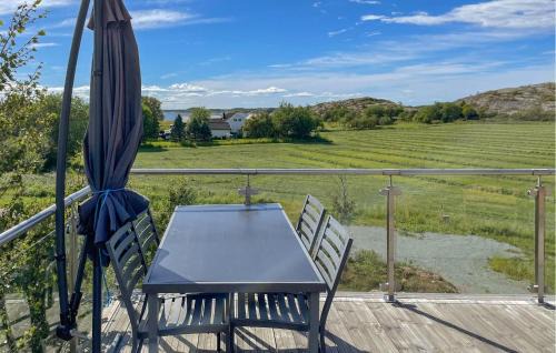 Bjugn House | Nice Home In Lysøysundet With Wifi