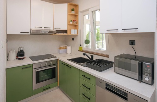 Lovrec House | Nice home in Medov Dolac with sauna