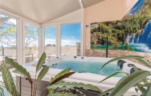 Nadin House | Nice Home In Nadin With Wifi