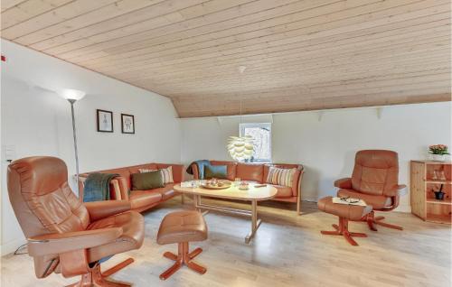 Spjald House | Nice Home In Spjald With 6 Bedrooms