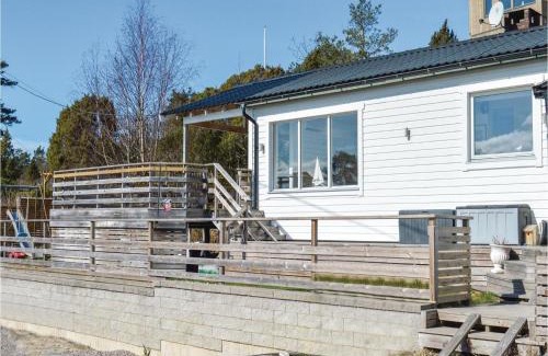 Uddevalla Municipality House | Nice Home In Uddevalla With Wifi