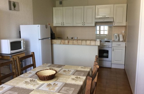 Saintes-Maries-de-la-Mer Apartment | .NICE LUMINOUS APARTMENT IN VILLA STE MARIE DE LA MER