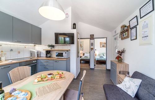 Supetar House | Nice little house with 2 pools (heated) and sea view