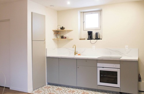 Faubourg de l'Arche Apartment | Nice T2 with Wifi near center