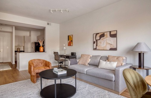 Cardozo Apartment | Nice U Street 1BR w/Concierge & W/D, nr Nightlife, by Blueground